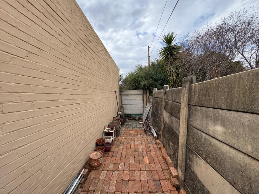 4 Bedroom Property for Sale in Naudeville Free State
